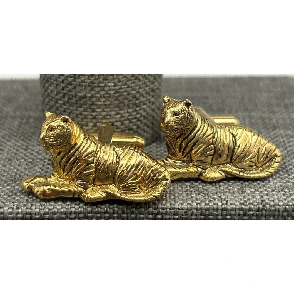 Vintage Figural Tiger Cat Cufflinks Gold Tone Unique Statement Men's Accessory